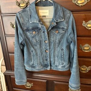 Pilot & the Letterpress Cropped Classic denim jacket— size M